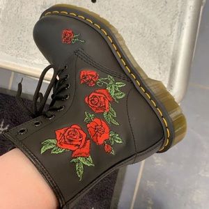 Rose Dr. Martens